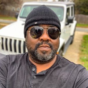 Meet your Posher, Troy